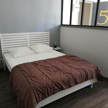 Appart-Alma Saint-Laurent-sur-Sevre Luaran gambar