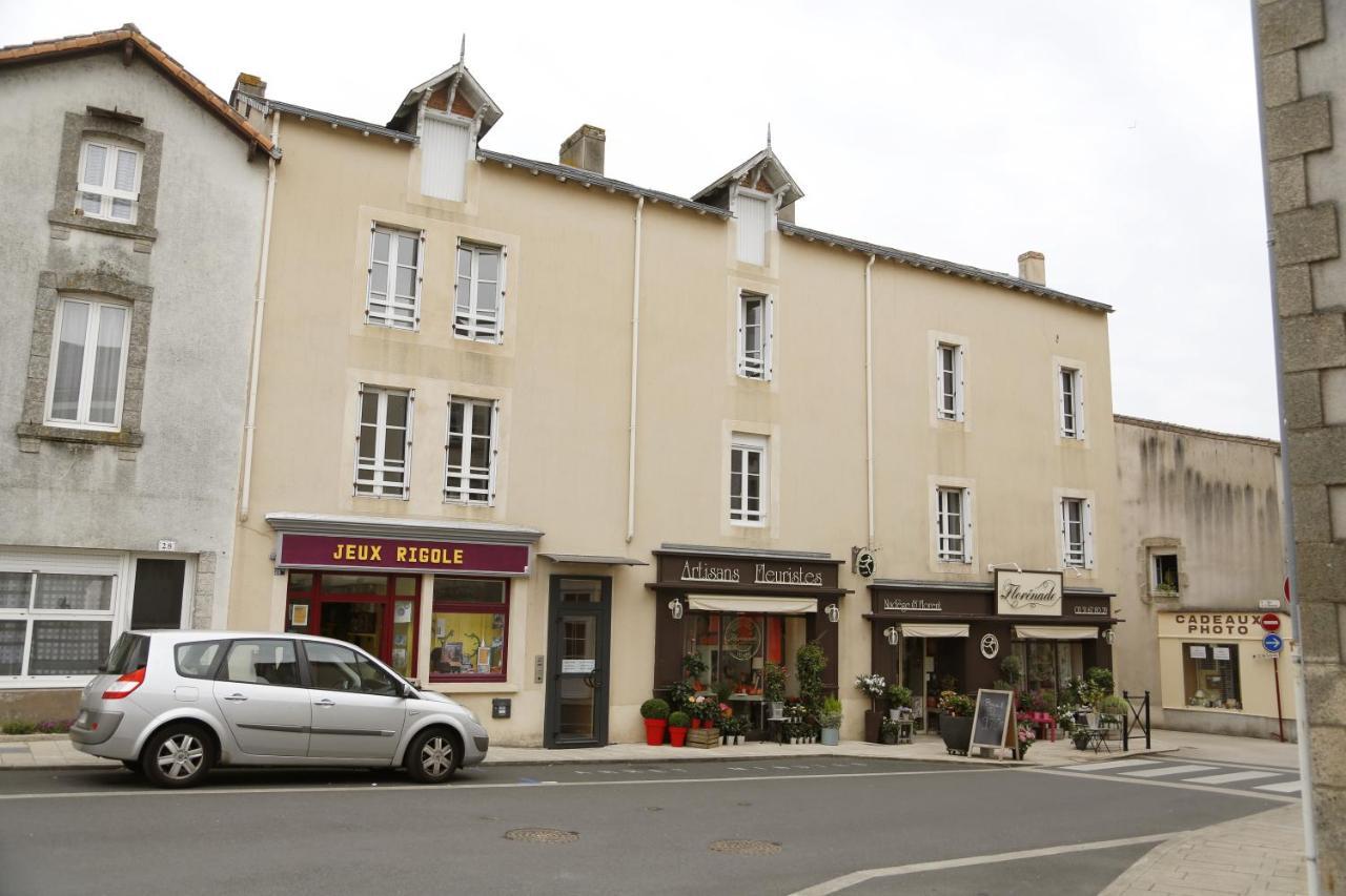 Appart-Alma Saint-Laurent-sur-Sevre Luaran gambar